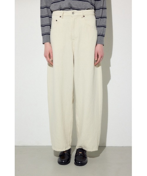 AZUL by moussy（アズールバイマウジー）の「【身長/骨格別着用画像あり】コットンリネンカーブワイドパンツ　春服　秋服　ルーズシルエット　体系カバー（スラックス・レディース・ブラック/ベージュ/アイボリー・MEDIUM/SMALL）」の5枚目の写真