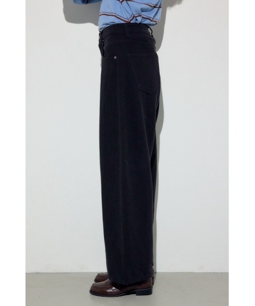 AZUL by moussy（アズールバイマウジー）の「【身長/骨格別着用画像あり】コットンリネンカーブワイドパンツ　春服　秋服　ルーズシルエット　体系カバー（スラックス・レディース・ブラック/ベージュ/アイボリー・MEDIUM/SMALL）」の14枚目の写真