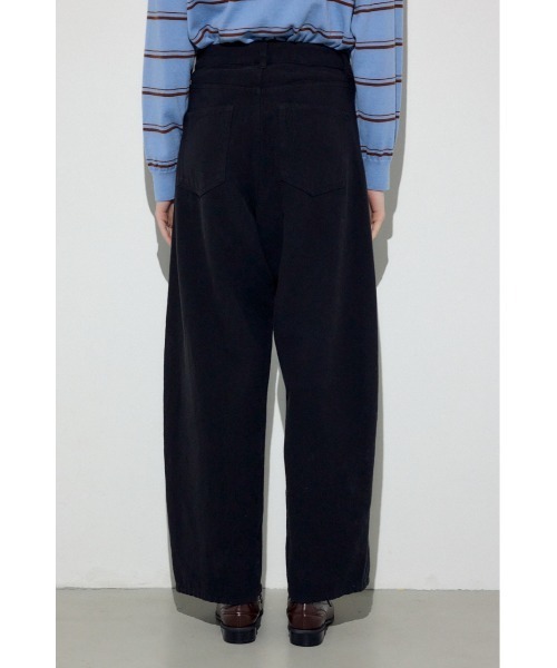 AZUL by moussy（アズールバイマウジー）の「【身長/骨格別着用画像あり】コットンリネンカーブワイドパンツ　春服　秋服　ルーズシルエット　体系カバー（スラックス・レディース・ブラック/ベージュ/アイボリー・MEDIUM/SMALL）」の15枚目の写真