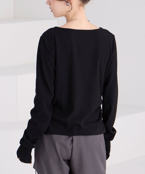 Elishe(エリシェ)の「フロントタックボタントップス(Tシャツ/カットソー・レディース・アイボリー/ブラック・FREE)」の17枚目の写真