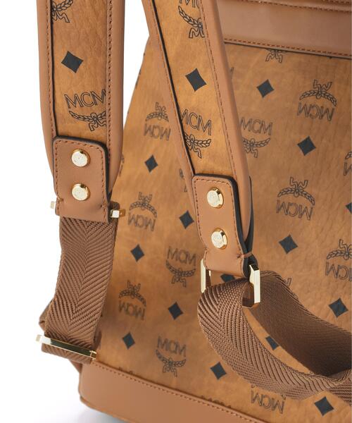 MCM(エムシーエム)の「MCM/エムシーエム/Stark SideStuds BackPack SML(バックパック/リュック・レディース・キャメル・S)」の7枚目の写真