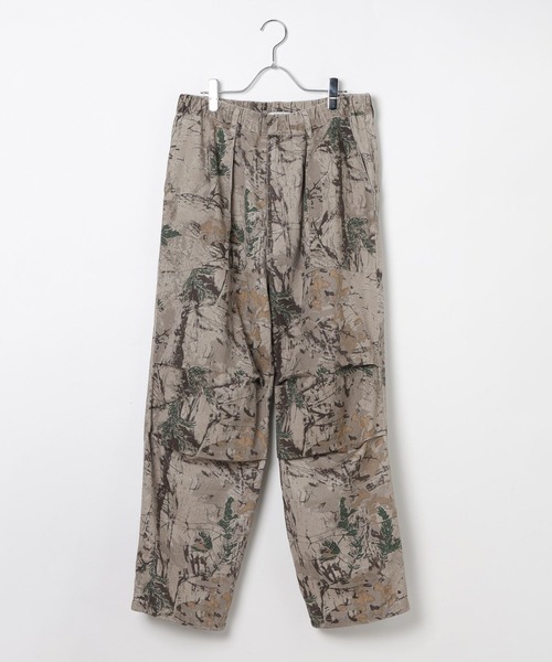 BAYFLOW（ベイフロー）の「リーフカモ柄パラシュートパンツ（その他パンツ・メンズ・ベージュ/ブラック・LARGE/MEDIUM）」の14枚目の写真