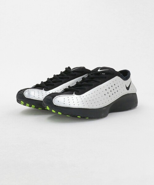 UNITED ARROWS（ユナイテッドアローズ）の「＜NIKE＞W SUPER FLY SLV スニーカー（スニーカー・レディース・シルバー・25.5cm/25cm/24.5cm/24cm/23.5cm/23cm/22.5cm）」の2枚目の写真