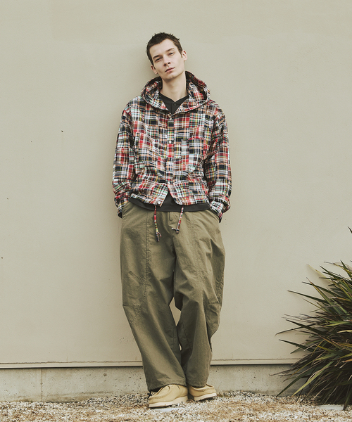 JOURNAL STANDARD（ジャーナルスタンダード）の「パッチ マドラス チェック フーディ シャツ（シャツ/ブラウス・メンズ・オレンジ/ブラック/サックスブルー・MEDIUM/LARGE）」の5枚目の写真