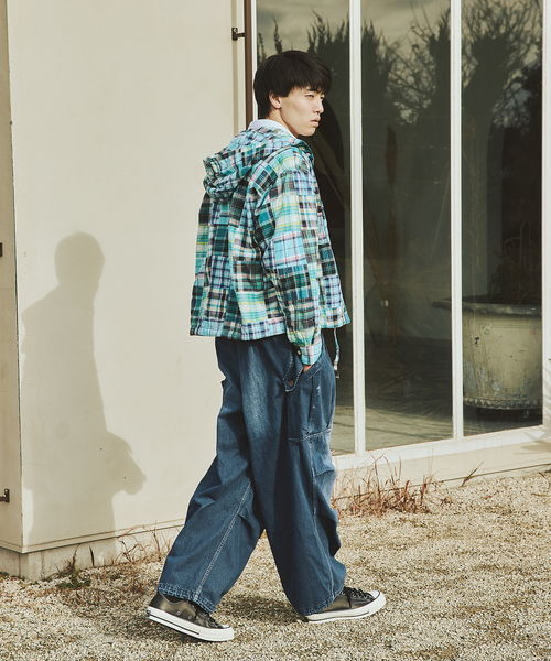 JOURNAL STANDARD（ジャーナルスタンダード）の「パッチ マドラス チェック フーディ シャツ（シャツ/ブラウス・メンズ・オレンジ/ブラック/サックスブルー・MEDIUM/LARGE）」の11枚目の写真