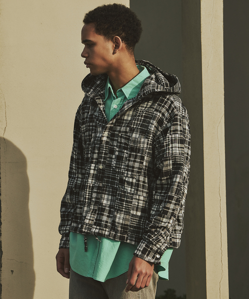 JOURNAL STANDARD（ジャーナルスタンダード）の「パッチ マドラス チェック フーディ シャツ（シャツ/ブラウス・メンズ・オレンジ/ブラック/サックスブルー・MEDIUM/LARGE）」の12枚目の写真