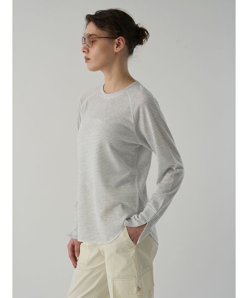 Henon.(ヘノン)の「ラグランロングTシャツ(Tシャツ/カットソー・レディース・ブラック/オフホワイト/レッド・F)」の17枚目の写真