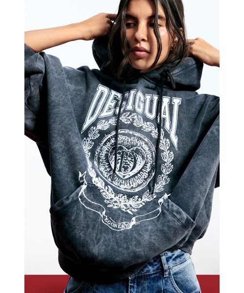Desigual(デシグアル)の「【Desigual × EGONLAB】ウールファインゲージ オーバーサイズフーディ 90年代×ストリート 2026年春夏 新作(スウェット・レディース・ブラック・S/L)」の1枚目の写真