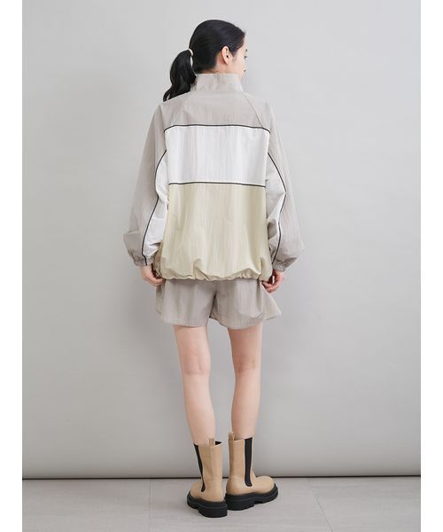 Mila Owen(ミラオーウェン)の「ナイロンショートパンツ(その他パンツ・レディース・ブラック/ブラウン/ベージュ・F)」の16枚目の写真