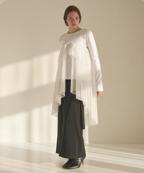 MIELI INVARIANT（ミエリインヴァリアント）の「Tulle Tail Mix Tops（Tシャツ/カットソー・レディース・ブラック/ホワイト・FREE）」の8枚目の写真