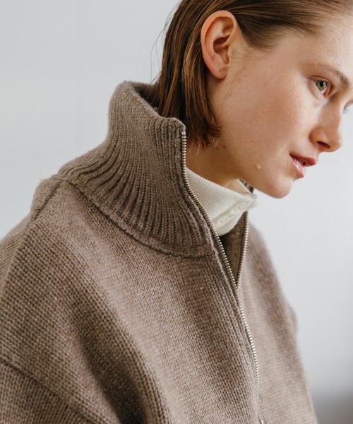 CREDONA(クレドナ)の「HENRY HIGH NECK TOPS/ヘンリーハイネックトップス(Tシャツ/カットソー・レディース・レッド/ホワイト/ブラック/チャコールグレー/ブラウン・FREE)」の16枚目の写真