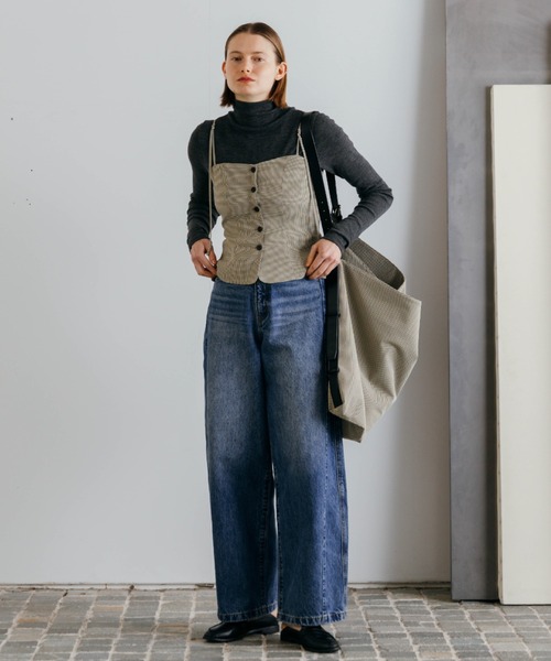 CREDONA(クレドナ)の「HENRY HIGH NECK TOPS/ヘンリーハイネックトップス(Tシャツ/カットソー・レディース・レッド/ホワイト/ブラック/チャコールグレー/ブラウン・FREE)」の21枚目の写真