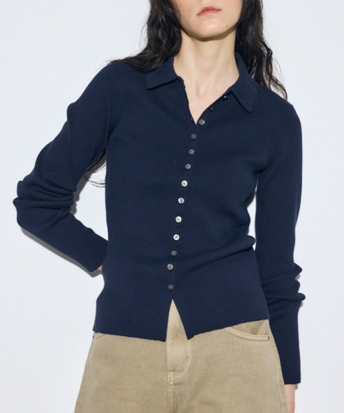 AZUL by moussy（アズールバイマウジー）の「エリツキリブニット（ニット/セーター・レディース・アイボリー/ライトブルー/ネイビー/ライトグレー・FREE）」の4枚目の写真