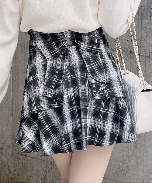 INGNI（イング）の「バックリボンチェック柄フレアスカパン（スカート・レディース・ブラック系その他3/ブラック系/ピンク系1・FREE）」の4枚目の写真