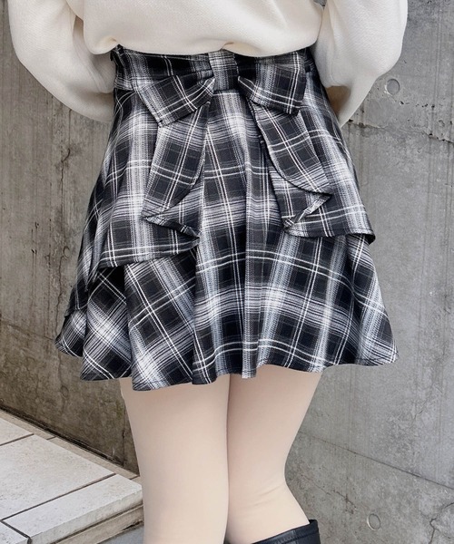 INGNI（イング）の「バックリボンチェック柄フレアスカパン（スカート・レディース・ブラック系その他3/ブラック系/ピンク系1・FREE）」の5枚目の写真