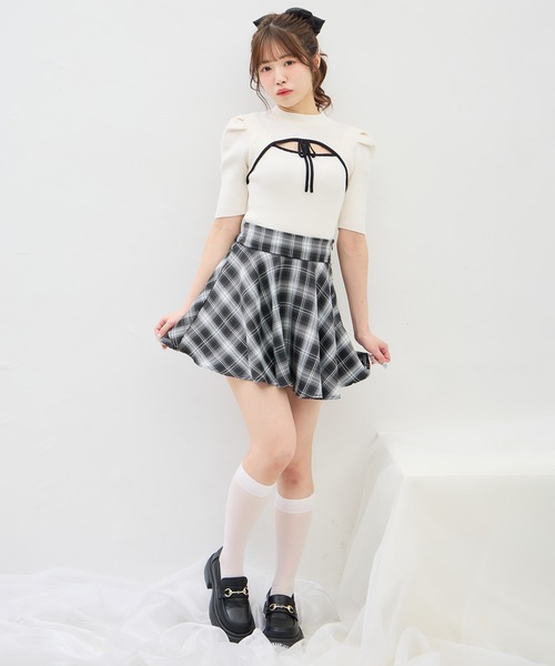 INGNI（イング）の「バックリボンチェック柄フレアスカパン（スカート・レディース・ブラック系その他3/ブラック系/ピンク系1・FREE）」の18枚目の写真