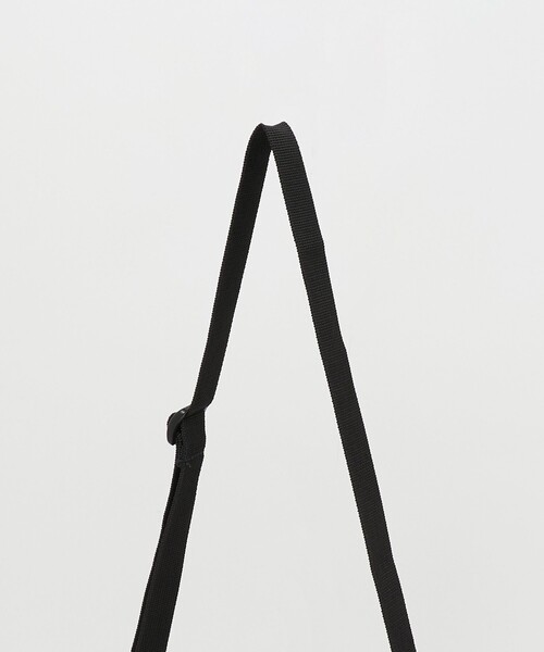 JANSPORT（ジャンスポーツ）の「＜JANSPORT＞ウィークエンダー ミニ ダッフル ショルダーバッグ（ショルダーバッグ・メンズ・ブラック/ネイビー/オリーブ・FREE）」の8枚目の写真