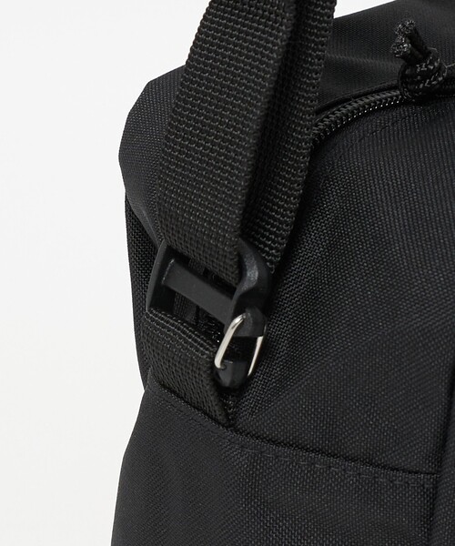 JANSPORT（ジャンスポーツ）の「＜JANSPORT＞ウィークエンダー ミニ ダッフル ショルダーバッグ（ショルダーバッグ・メンズ・ブラック/ネイビー/オリーブ・FREE）」の16枚目の写真