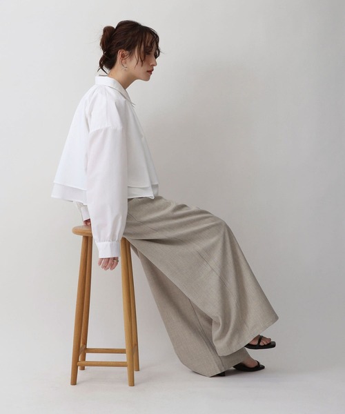 NOAHL（ノアル）の「【NOAHL】レイヤード風襟付きボリュームシャツ（シャツ/ブラウス・レディース・ホワイト/ブルー/ブラック・FREE）」の10枚目の写真