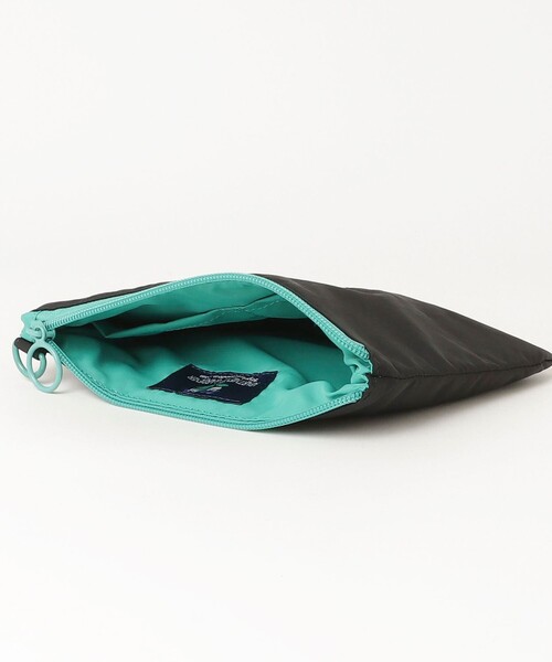 fredy emue（フレディエミュ）の「【JOli JOli/ジョリジョリ】刺しゅうフラットポーチ（ポーチ・レディース・ベージュ/シルバー/ブラック・FREE）」の15枚目の写真