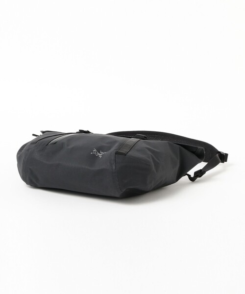 BEAMS BOY（ビームスボーイ）の「ARC'TERYX / グランヴィル ショルダー バッグ（ショルダーバッグ・レディース・ブラック・ONE SIZE）」の4枚目の写真