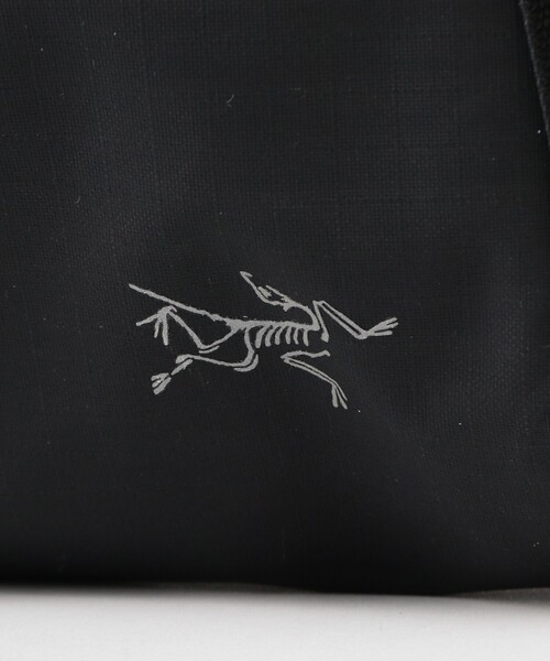 BEAMS BOY（ビームスボーイ）の「ARC'TERYX / グランヴィル ショルダー バッグ（ショルダーバッグ・レディース・ブラック・ONE SIZE）」の5枚目の写真