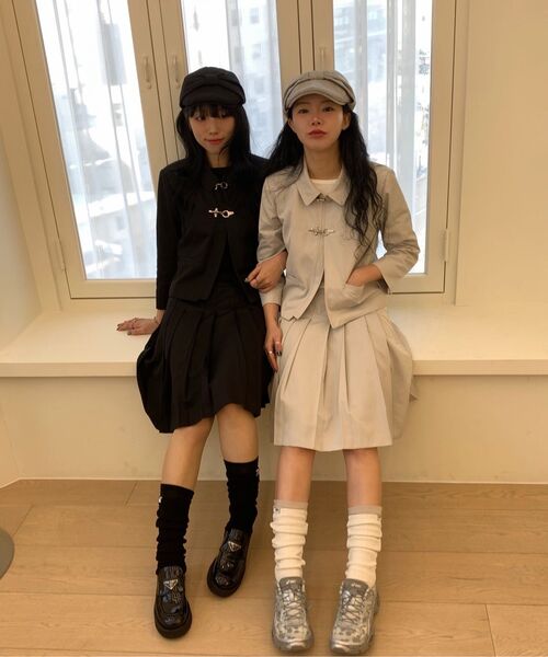 CRANK(クランク)の「バックルクローザージャケット_ベージュグレー(テーラードジャケット・レディース・その他・SMALL/MEDIUM)」の2枚目の写真