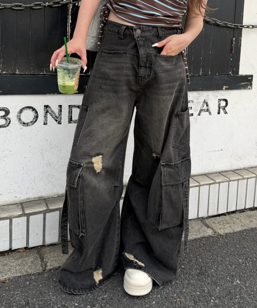 RAY CASSIN(レイカズン)の「【XSサイズ追加 /3サイズ展開 / ウエスト調節可】カーゴバレルルーズデニムパンツ(デニムパンツ・レディース・スカイブルー/ブルー/ベージュ/ブラック系その他2/グレー・S/M/XS)」の14枚目の写真