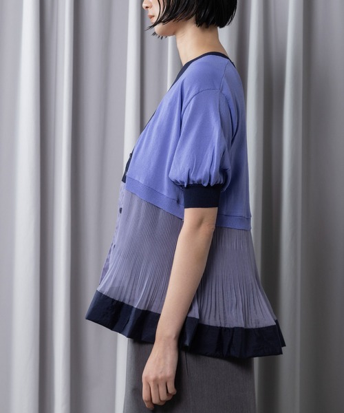 MARECHAL TERRE(マルシャルテル)の「裾プリーツニットカーディガン(カーディガン/ボレロ・レディース・ブラック/ライトグレー/オフホワイト/ラベンダー・MEDIUM)」の6枚目の写真