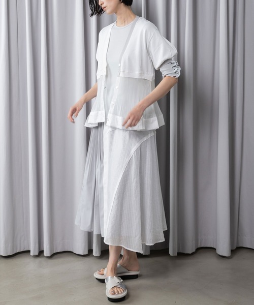 MARECHAL TERRE(マルシャルテル)の「裾プリーツニットカーディガン(カーディガン/ボレロ・レディース・ブラック/ライトグレー/オフホワイト/ラベンダー・MEDIUM)」の21枚目の写真