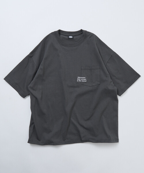 FREAK'S STORE(フリークスストア)の「限定展開 ビッグシルエット ワンポイント刺繍 バックプリント ヘムコード ポケットTシャツ(Tシャツ/カットソー・メンズ・ネイビー/スミクロ/ホワイト/ピンク/アッシュグレー・SMALL/MEDIUM/LARGE)」の20枚目の写真