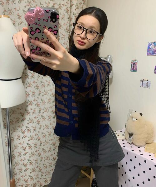 AMESWORLDWIDE(アメスワールドワイド)の「STRIPE ROUND NECK CARDIGAN BROWN(カーディガン/ボレロ・レディース・その他・FREE)」の12枚目の写真