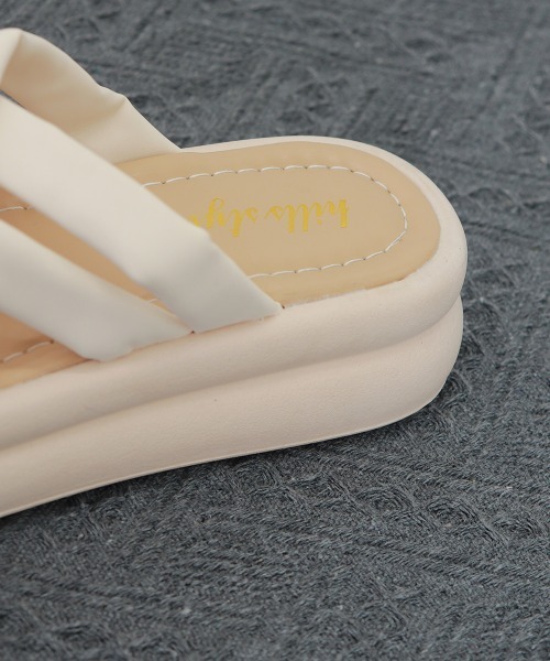 Miniministore(ミニミニストア)の「厚底サンダル クロスサンダル 美脚 夏(サンダル・レディース・アイボリー/ブラック・25.0cm/24.0cm/23.0cm/24.5cm/22.5cm/23.5cm)」の3枚目の写真