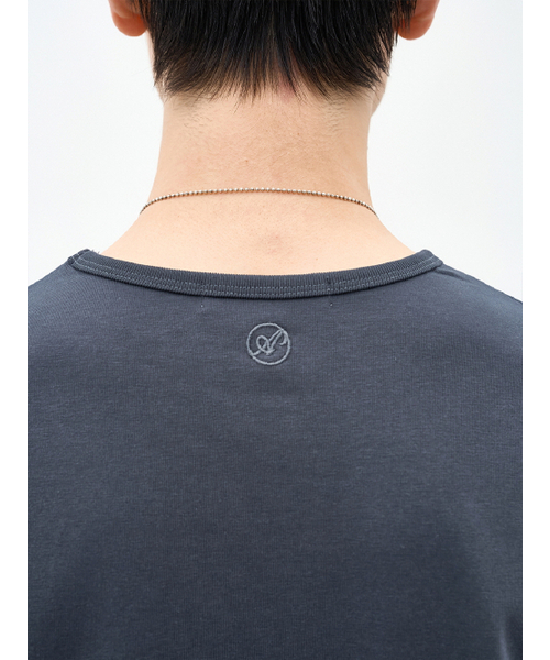 AFTERPRAY(アフタープレイ)の「カフドスリーブTシャツチャコール(Tシャツ/カットソー・メンズ・その他・SMALL/MEDIUM/LARGE)」の8枚目の写真