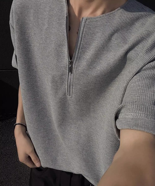 SHEPP(シープ)の「【UNISEX】ハーフジップワッフルルーズプルオーバー(Tシャツ/カットソー・メンズ・グレー/ブラック/ホワイト・L/M)」の3枚目の写真
