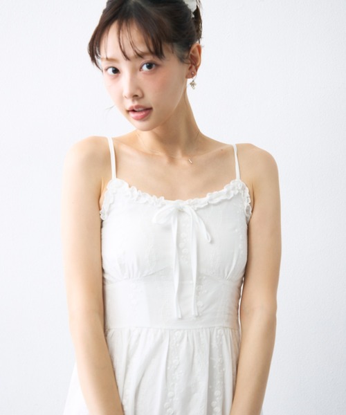 krahe(クレーエ)の「レースティアードキャミワンピース(ワンピース・レディース・ホワイト/アイボリー・FREE)」の4枚目の写真