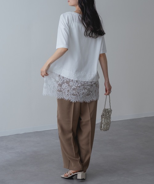 refinedworks(リファインドワークス)の「【refinedworks】レイヤード でも◎ 裾レース 半袖 Tシャツ(Tシャツ/カットソー・レディース・チャコールグレー/ブラック/ホワイト・FREE)」の8枚目の写真