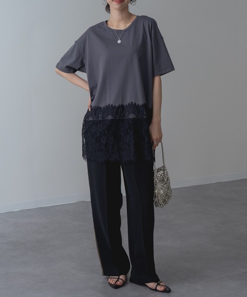 refinedworks(リファインドワークス)の「【refinedworks】レイヤード でも◎ 裾レース 半袖 Tシャツ(Tシャツ/カットソー・レディース・チャコールグレー/ブラック/ホワイト・FREE)」の16枚目の写真