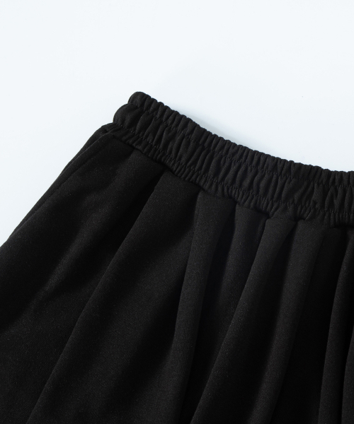LXT（エルエックスティー）の「ツタックヒドゥンストリングワイドスウェットパンツ[ブラック]（スウェットパンツ・レディース・その他・MEDIUM/LARGE/X-LARGE）」の2枚目の写真