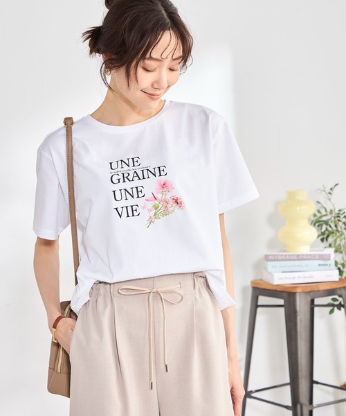 GALLORIA(ギャローリア)の「【plantica×GALLORIAコラボ】花束プリントTシャツ(Tシャツ/カットソー・レディース・ライトブルー/オフホワイト・S/M/LL/L)」の1枚目の写真