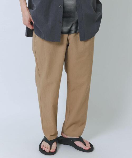 ITEMS URBANRESEARCH(アイテムズ アーバンリサーチ)の「『接触冷感/イージーケア/吸水速乾/撥水/防汚』高機能シアサッカー イージートラウザー(楽着シリーズ)(その他パンツ・メンズ・ベージュ/ブラック/ライトブルー・MEDIUM/LARGE)」の11枚目の写真
