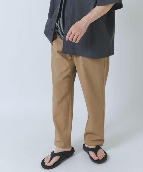 ITEMS URBANRESEARCH(アイテムズ アーバンリサーチ)の「『接触冷感/イージーケア/吸水速乾/撥水/防汚』高機能シアサッカー イージートラウザー(楽着シリーズ)(その他パンツ・メンズ・ベージュ/ブラック/ライトブルー・MEDIUM/LARGE)」の15枚目の写真
