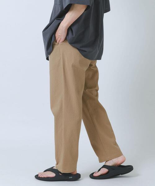 ITEMS URBANRESEARCH(アイテムズ アーバンリサーチ)の「『接触冷感/イージーケア/吸水速乾/撥水/防汚』高機能シアサッカー イージートラウザー(楽着シリーズ)(その他パンツ・メンズ・ベージュ/ブラック/ライトブルー・MEDIUM/LARGE)」の16枚目の写真