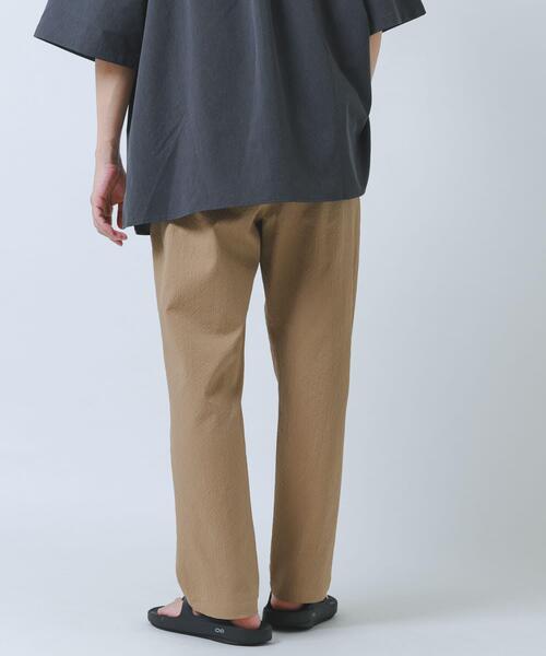 ITEMS URBANRESEARCH(アイテムズ アーバンリサーチ)の「『接触冷感/イージーケア/吸水速乾/撥水/防汚』高機能シアサッカー イージートラウザー(楽着シリーズ)(その他パンツ・メンズ・ベージュ/ブラック/ライトブルー・MEDIUM/LARGE)」の17枚目の写真