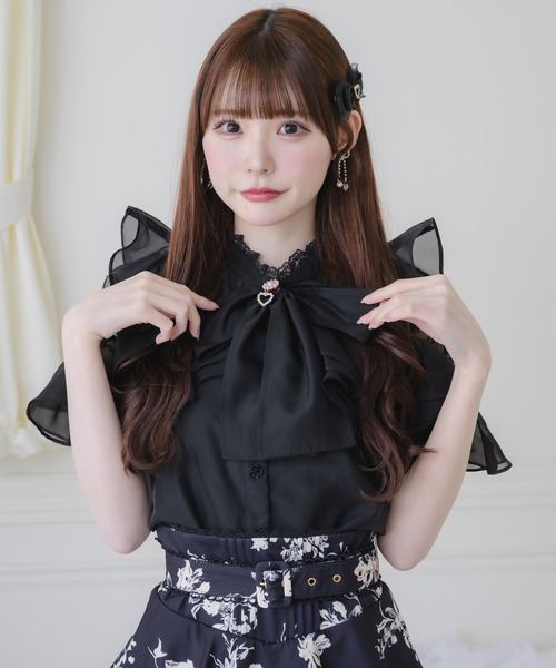 couture BY ROJITA(クチュールバイロジータ)の「ラッフルシアーブラウス(シャツ/ブラウス・レディース・ホワイト/ブラック/ピンクベージュ/その他・FREE)」の13枚目の写真