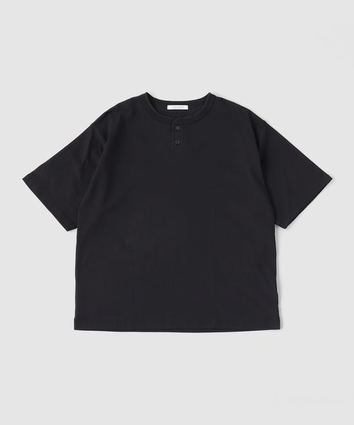 JOURNAL STANDARD(ジャーナルスタンダード)の「シルケット 2ボタン ヘンリネック Tシャツ(Tシャツ/カットソー・メンズ・ブラック/ホワイト/ブラック系その他/ボルドー・LARGE/MEDIUM)」の2枚目の写真