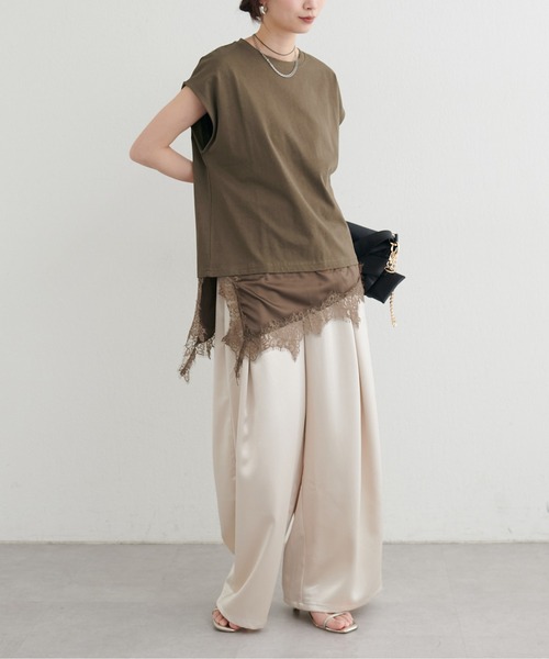 LARUTA(ラルータ)の「【LARUTA】裾サテンレースレイヤードノースリプルオーバー(Tシャツ/カットソー・レディース・ブラック/ブラウン/オフホワイト・FREE)」の14枚目の写真