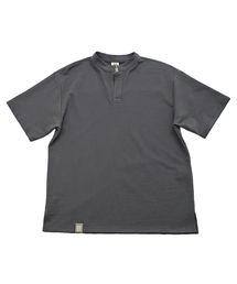 A NOTHING（アナッシング）の「S-C OPEN HENLEY-NECK 1/2 TEE (Charcoal)（Tシャツ/カットソー）」