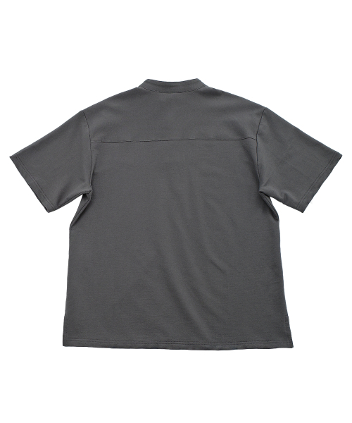 A NOTHING（アナッシング）の「S-C OPEN HENLEY-NECK 1/2 TEE (Charcoal)（Tシャツ/カットソー・メンズ・その他・SMALL/MEDIUM/LARGE）」の2枚目の写真