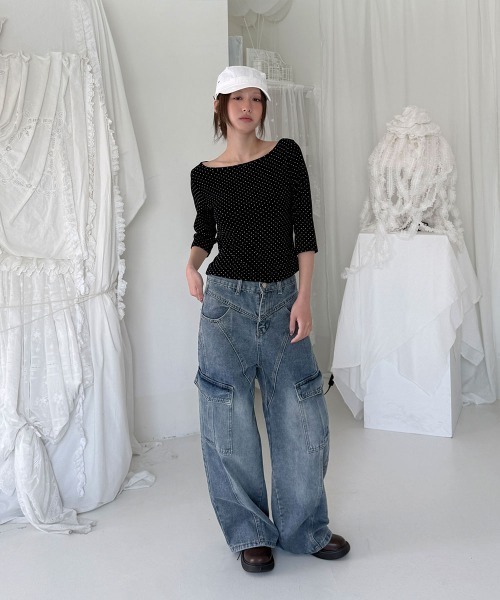 4INT.(フォイント)の「ウォッシュド カーゴ デニム ワイドパンツ(デニムパンツ・レディース・ブルー・L/M/S)」の7枚目の写真